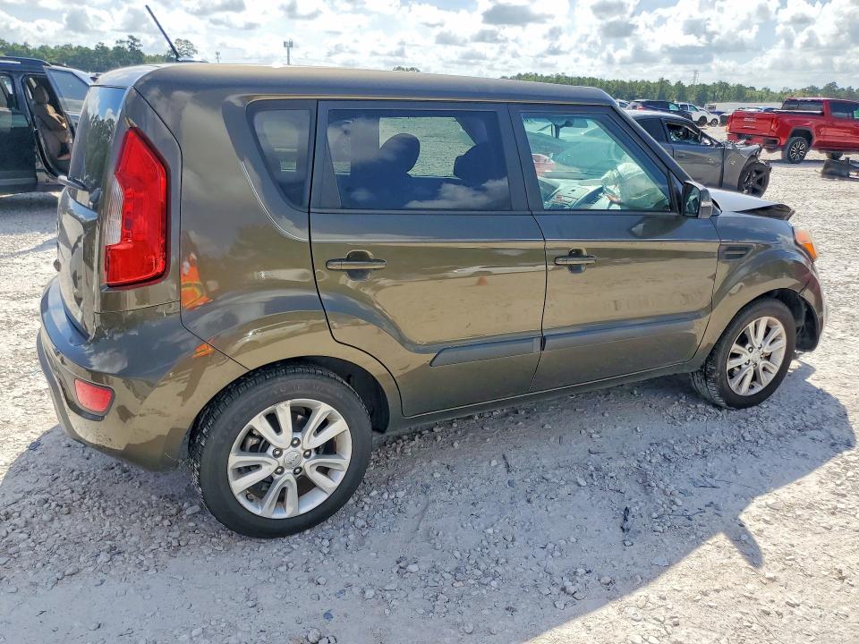 65510386 :رقم المزاد ، KNDJT2A61D7520859 vin ، 2013 Kia Soul مزاد بيع