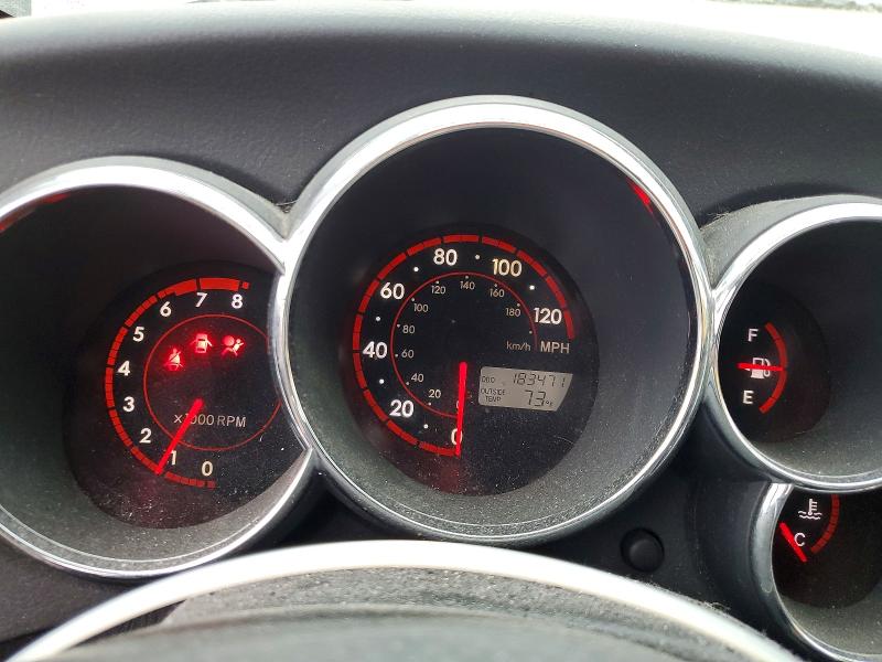 64501936 :رقم المزاد ، 2T1KR32E86C596921 vin ، 2006 Toyota Matrix مزاد بيع