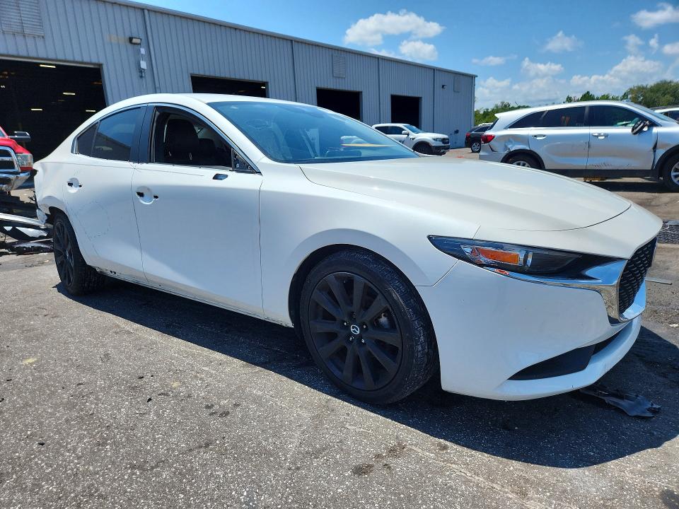 Продаж на аукціоні авто 2020 Mazda 3, vin: JM1BPACL0L1165464, номер лоту: 58114276
