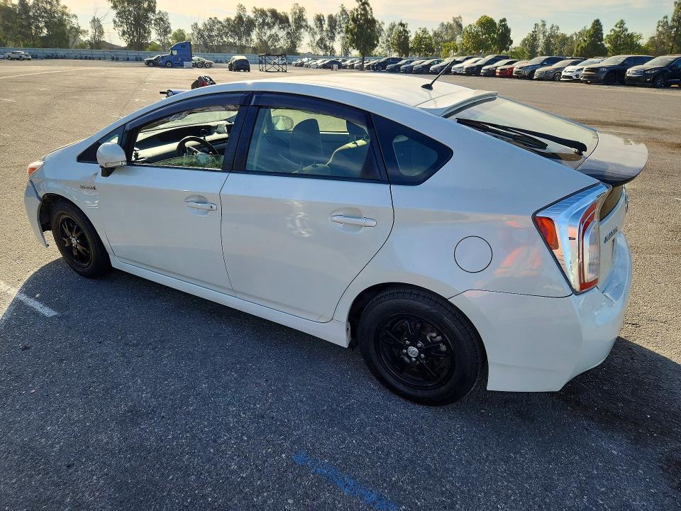 2015 Toyota Prius მანქანა იყიდება აუქციონზე, vin: JTDKN3DU4F1995815, აუქციონის ნომერი: 65130426