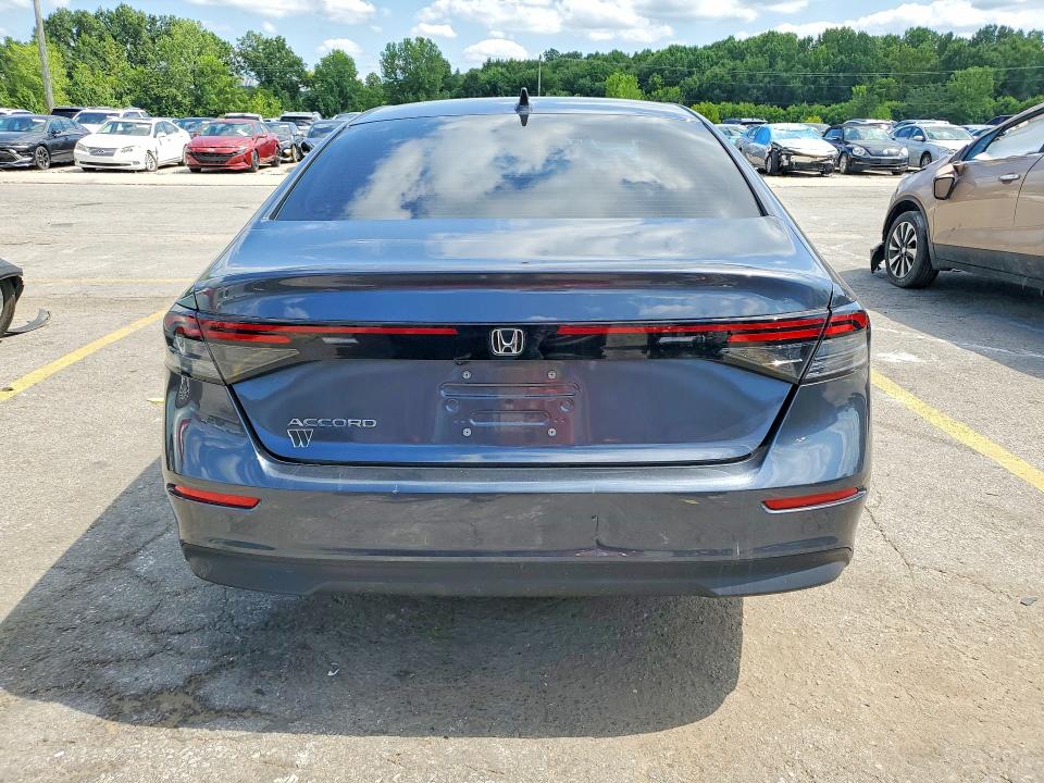 2025 Honda Accord მანქანა იყიდება აუქციონზე, vin: 1HGCY1F29SA032240, აუქციონის ნომერი: 63802656