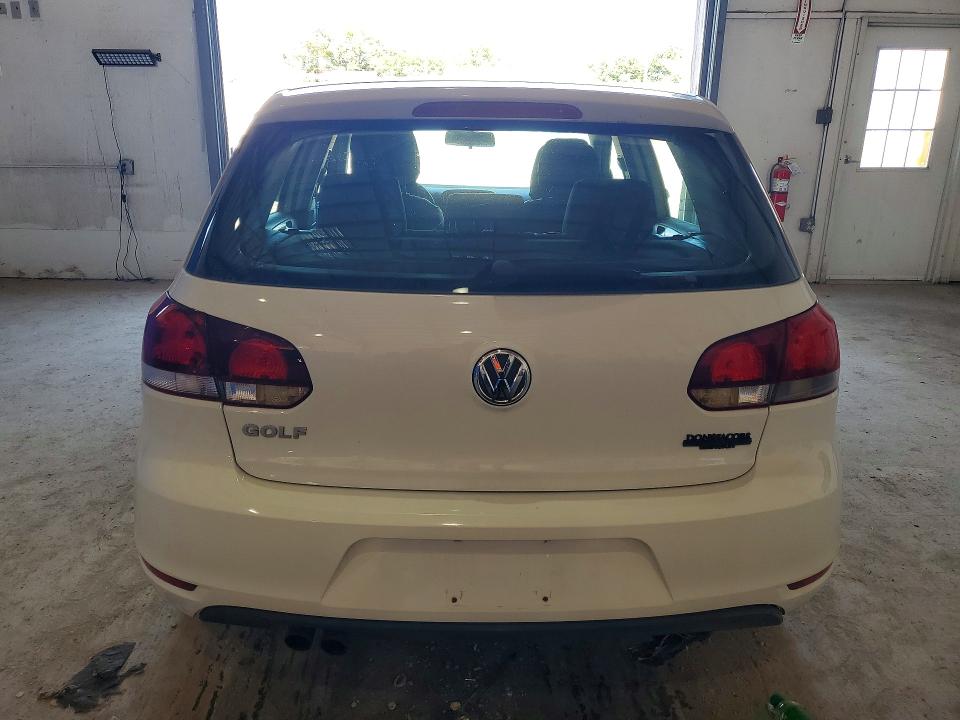65618246 :رقم المزاد ، WVWDA7AJ0BW288469 vin ، 2011 Volkswagen Golf مزاد بيع