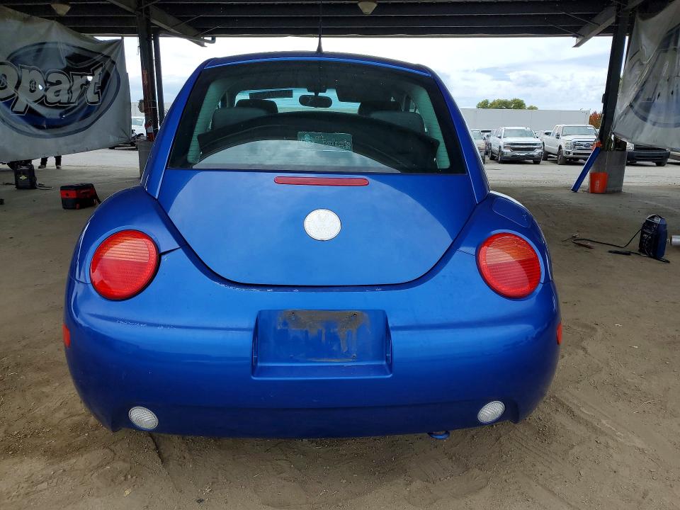 2004 Volkswagen New Beetle მანქანა იყიდება აუქციონზე, vin: 3VWCK31CX4M404439, აუქციონის ნომერი: 66978326