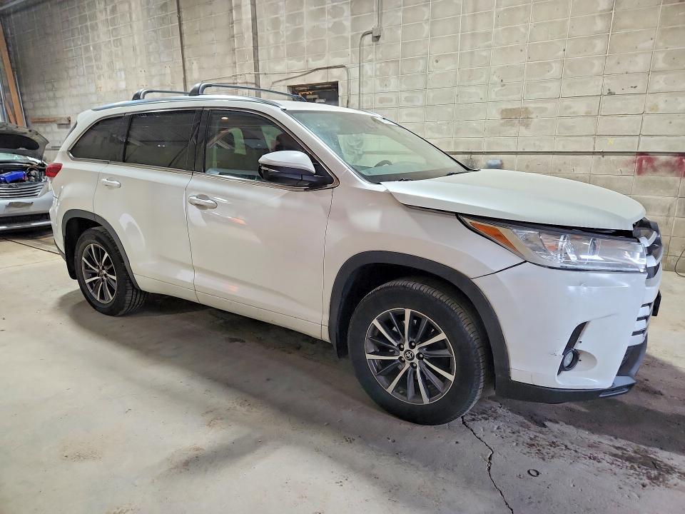Aukcja sprzedaży 2017 Toyota Highlander, vin: 5TDJZRFH1HS514735, numer aukcji: 65188876
