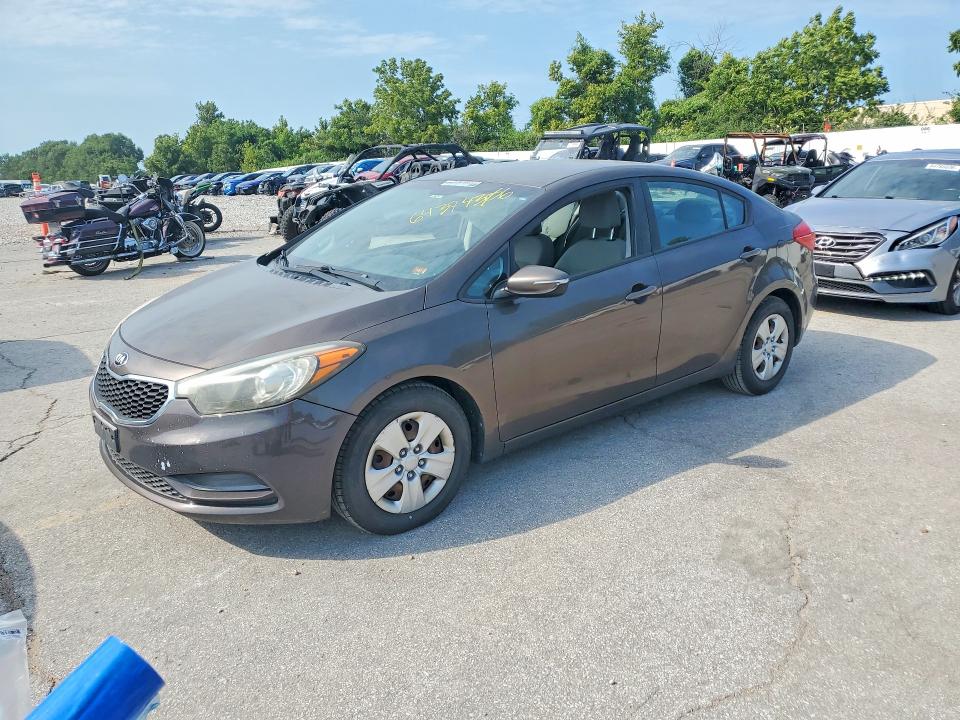 2015 Kia Forte მანქანა იყიდება აუქციონზე, vin: KNAFX4A63F5302844, აუქციონის ნომერი: 64374306