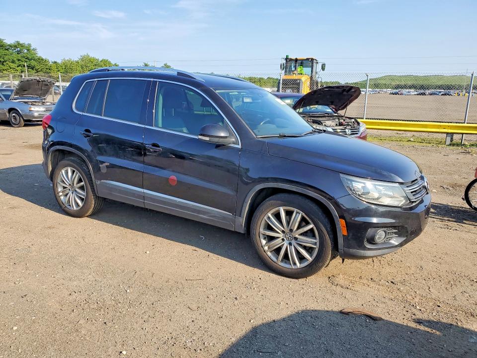 64431906 :رقم المزاد ، WVGBV7AX0GW515176 vin ، 2016 Volkswagen Tiguan مزاد بيع