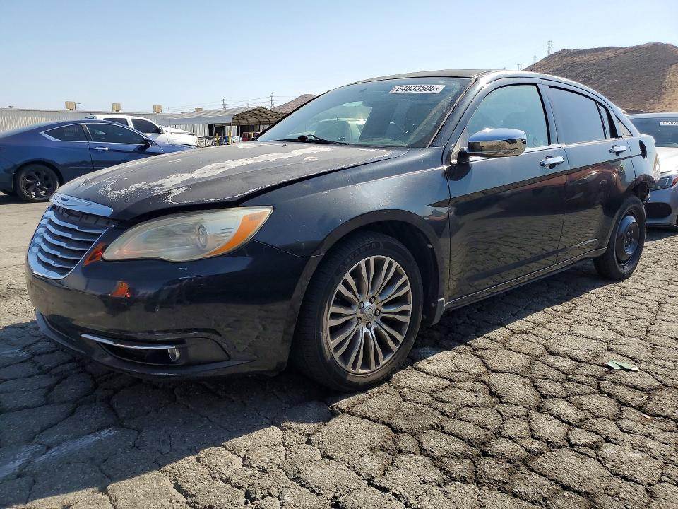 2011 Chrysler 200 მანქანა იყიდება აუქციონზე, vin: 1C3BC2FG2BN504723, აუქციონის ნომერი: 64833506