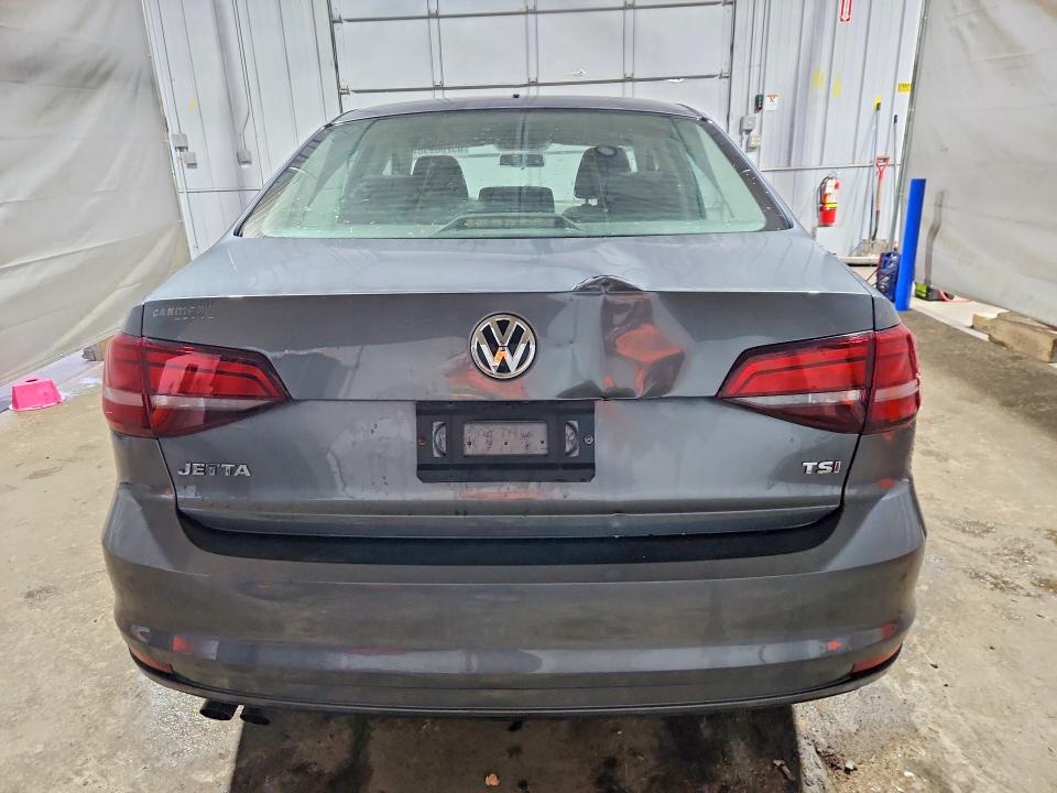63700996 :رقم المزاد ، 3VW167AJXHM344105 vin ، 2017 Volkswagen Jetta مزاد بيع