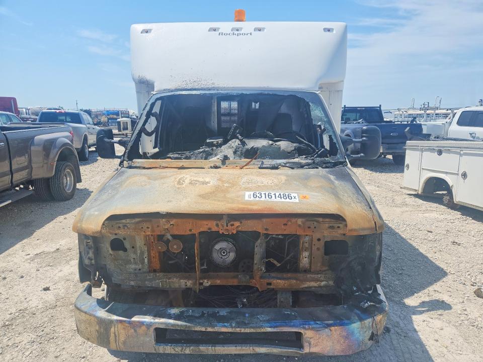 63161486 :رقم المزاد ، 1FDXE4FS3JDC41301 vin ، 2018 Ford E450 مزاد بيع