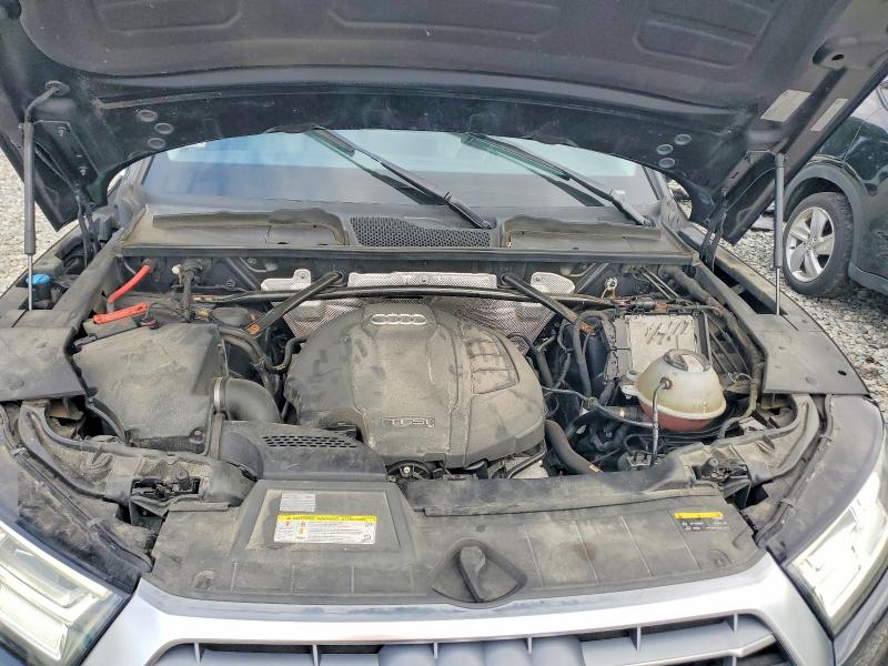 63589856 :رقم المزاد ، WA1BNAFY7J2039861 vin ، 2018 Audi Q5 مزاد بيع
