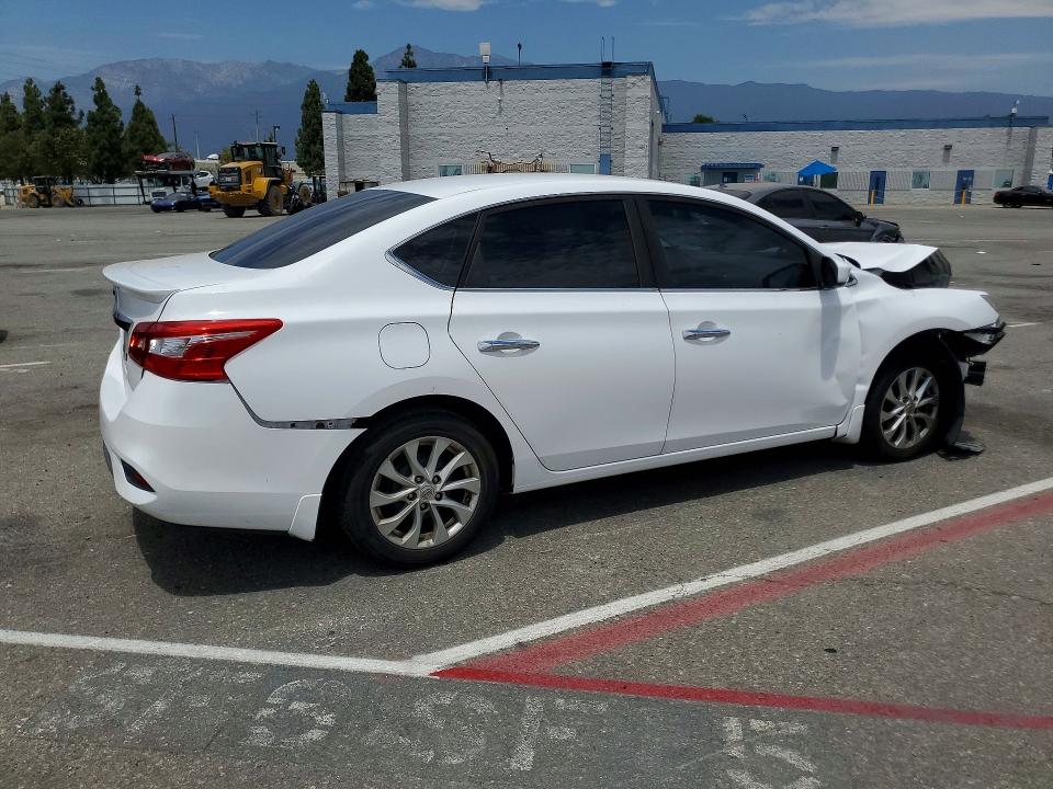64130736 :رقم المزاد ، 3N1AB7AP6KY355673 vin ، 2022 Nissan Sentra مزاد بيع