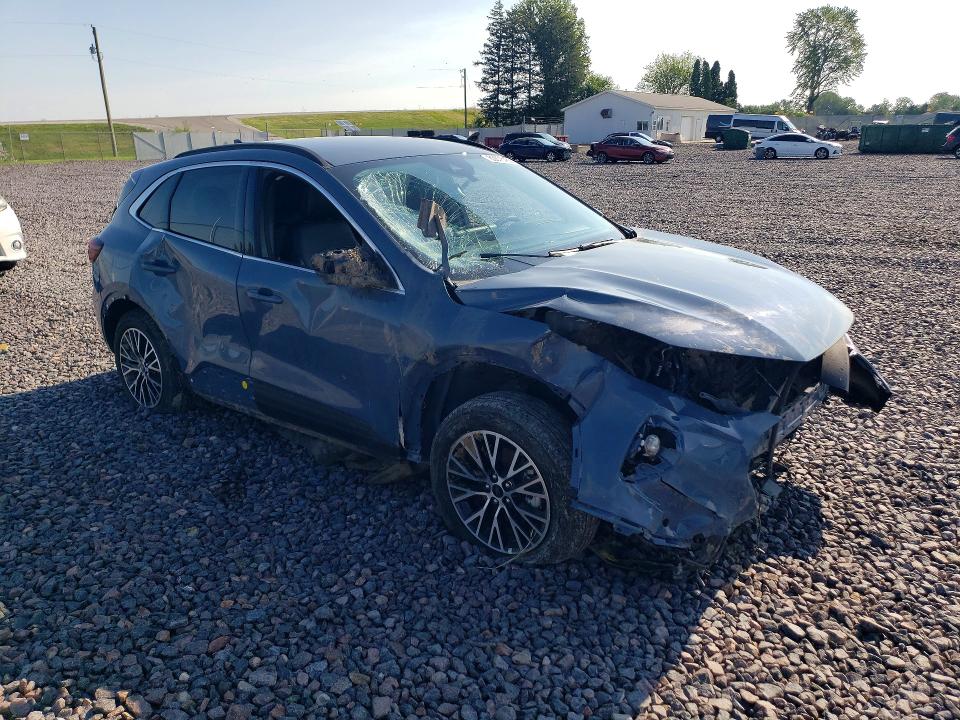 63676456 :رقم المزاد ، 1FMCU0E14SUA28863 vin ، 2025 Ford Escape مزاد بيع