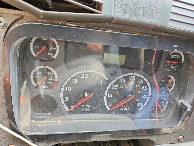 Продаж на аукціоні авто 2014 Freightliner Cascadia 125, vin: 3AKJGEDV2ESFT5114, номер лоту: 66115136