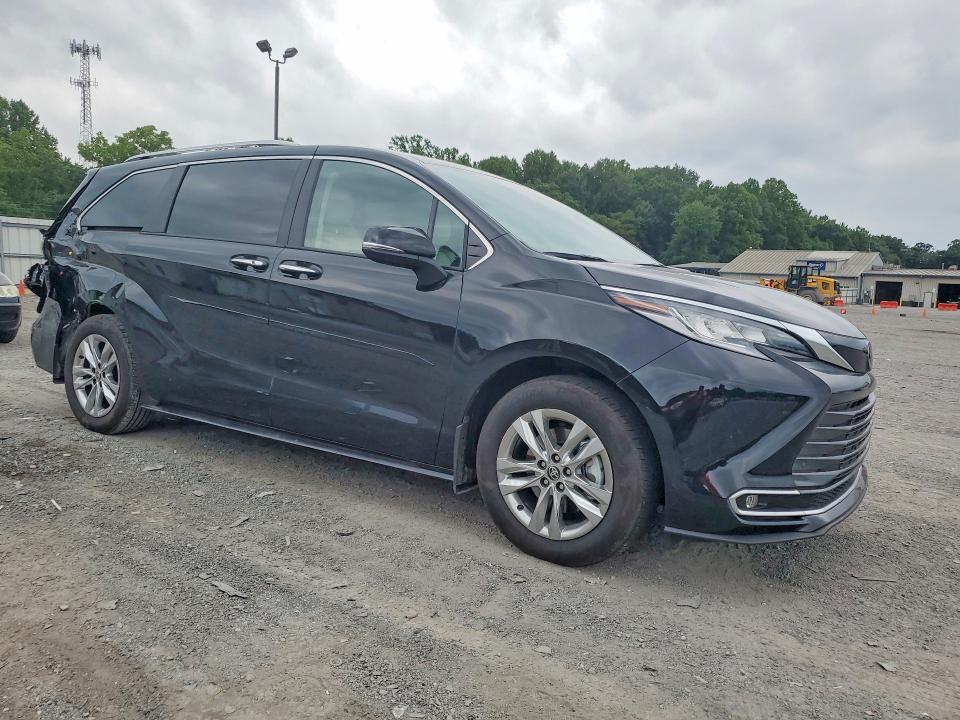 2026 Toyota Sienna მანქანა იყიდება აუქციონზე, vin: 5TDZSKFC3TS249862, აუქციონის ნომერი: 66093676
