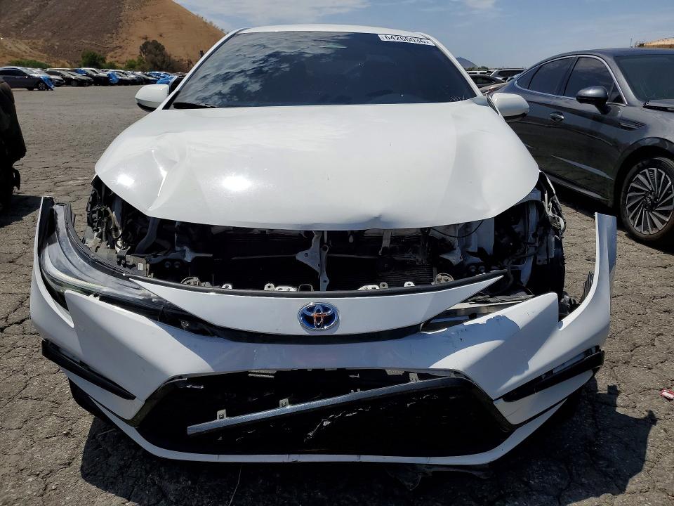 64266036 :رقم المزاد ، JTDBCMFE4R3034285 vin ، 2024 Toyota Corolla Hybrid مزاد بيع