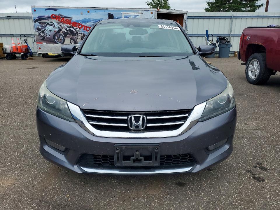 2015 Honda Accord მანქანა იყიდება აუქციონზე, vin: 1HGCR3F83FA007935, აუქციონის ნომერი: 64114516