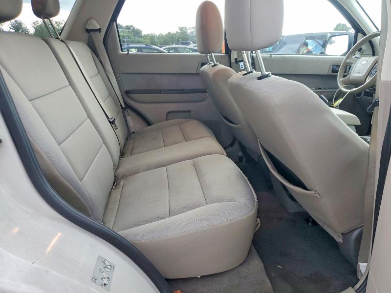 63757196 :رقم المزاد ، 1FMCU9D72AKC67221 vin ، 2010 Ford Escape مزاد بيع
