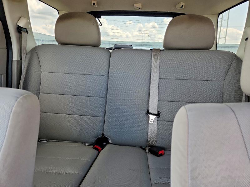 2010 Ford Escape მანქანა იყიდება აუქციონზე, vin: 1FMCU0DG9AKC28038, აუქციონის ნომერი: 63717086