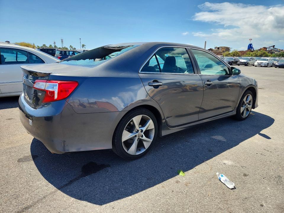 66136946 :رقم المزاد ، 4T1BK1FK8CU519050 vin ، 2012 Toyota Camry مزاد بيع