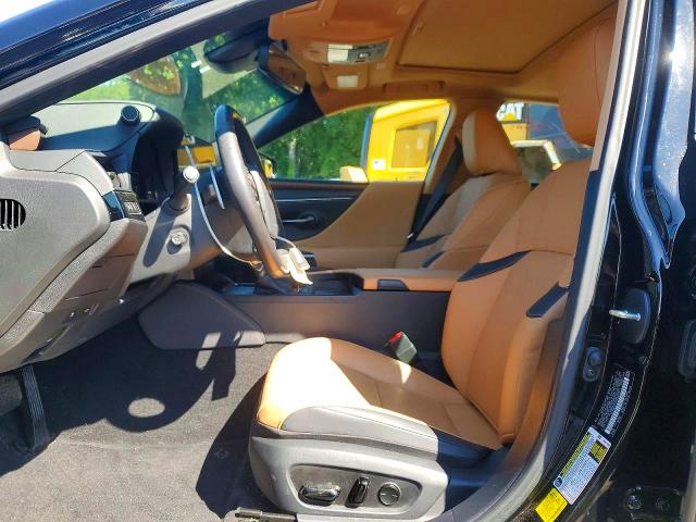 63641486 :رقم المزاد ، 58ADA1C11RU050070 vin ، 2024 Lexus Es 300h مزاد بيع