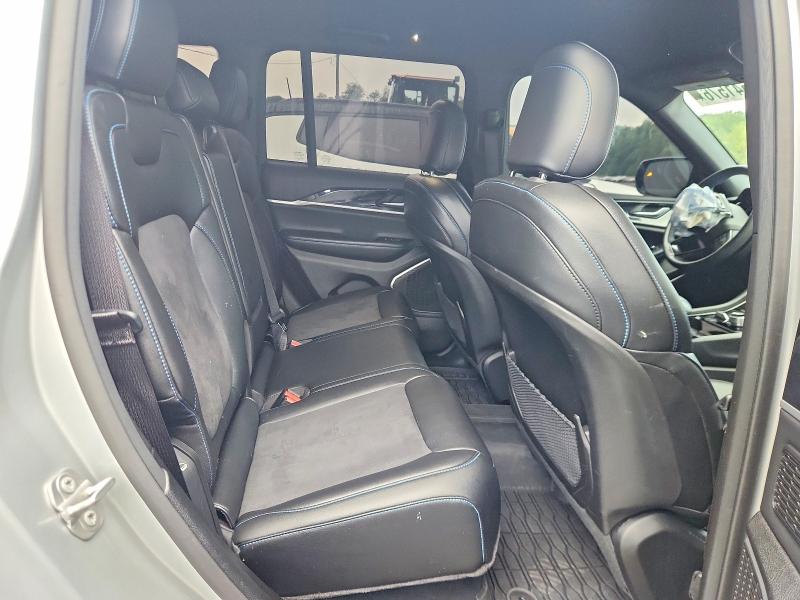 64541576 :رقم المزاد ، 1C4RJYC65N8747850 vin ، 2022 Jeep Grand Cherokee مزاد بيع