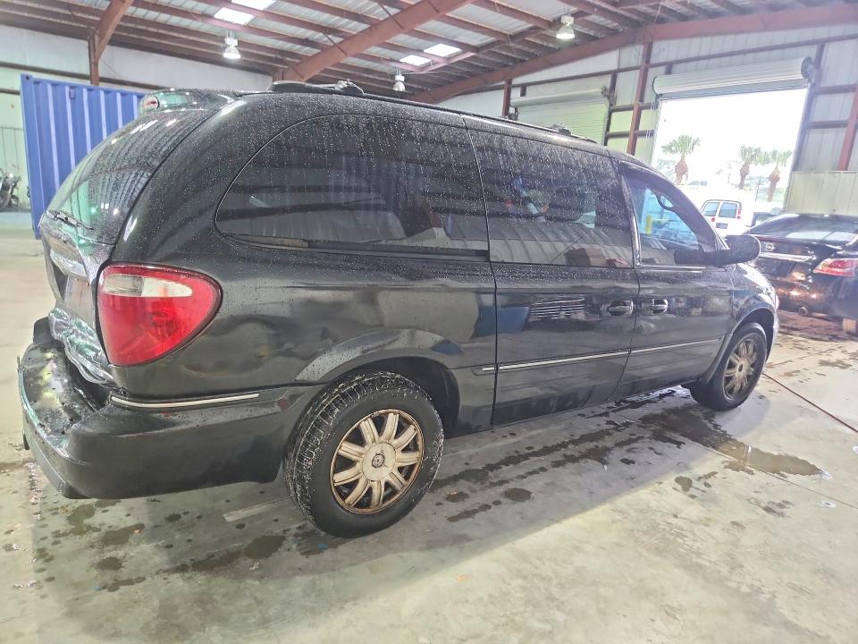 Продажа на аукционе авто 2005 Chrysler Town & Country, vin: 2C4GP54L55R166944, номер лота: 66386766