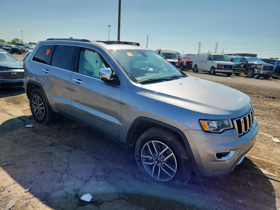 63933556 :رقم المزاد ، 1C4RJFBG6MC842136 vin ، 2021 Jeep Grand Cherokee مزاد بيع