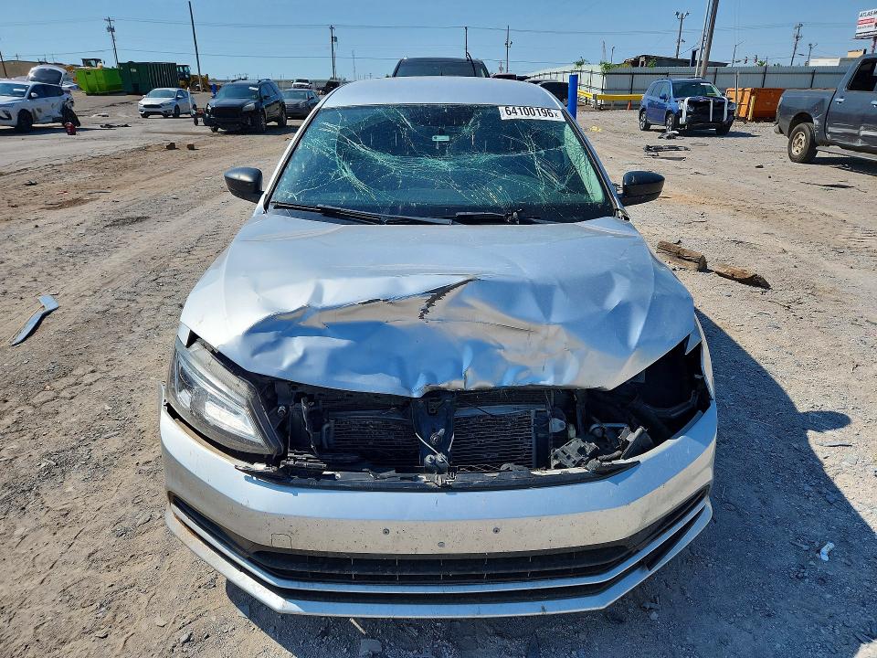 2015 Volkswagen Jetta მანქანა იყიდება აუქციონზე, vin: 3VWD17AJ1FM310238, აუქციონის ნომერი: 64100196