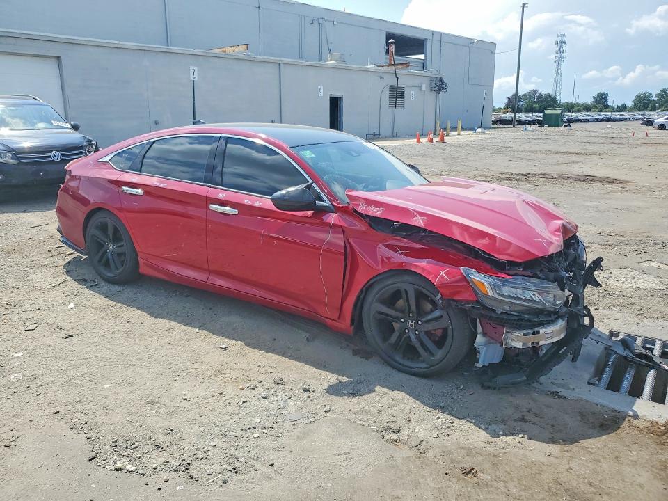 Продаж на аукціоні авто 2018 Honda Accord, vin: 1HGCV1F3XJA083505, номер лоту: 66262486
