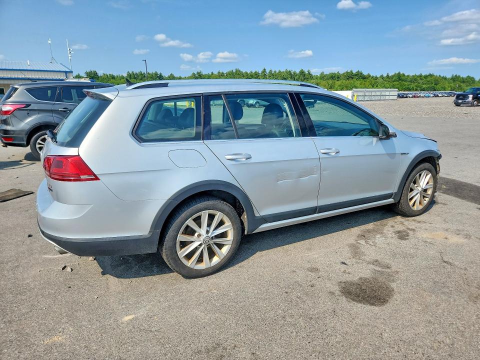 Продажа на аукционе авто 2017 Volkswagen Golf Alltrack, vin: 3VWH17AU8HM529499, номер лота: 63707536