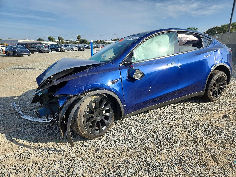 65774366 :رقم المزاد ، 7SAYGDEE9PF626767 vin ، 2023 Tesla Model Y مزاد بيع