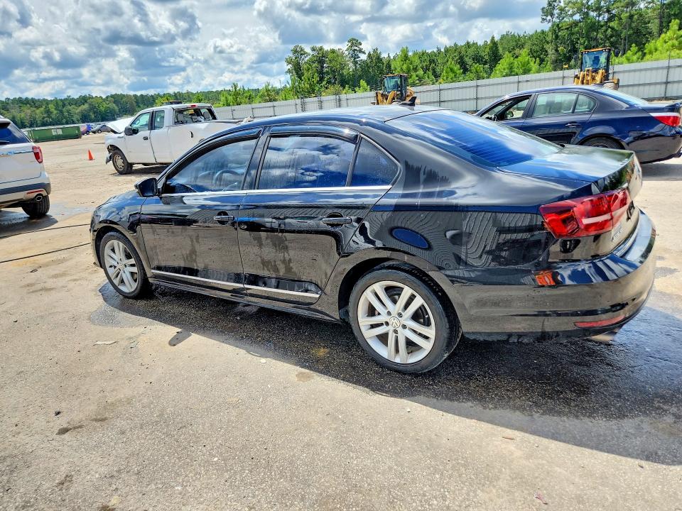 66907336 :رقم المزاد ، 3VWL17AJ0HM405369 vin ، 2017 Volkswagen Jetta مزاد بيع