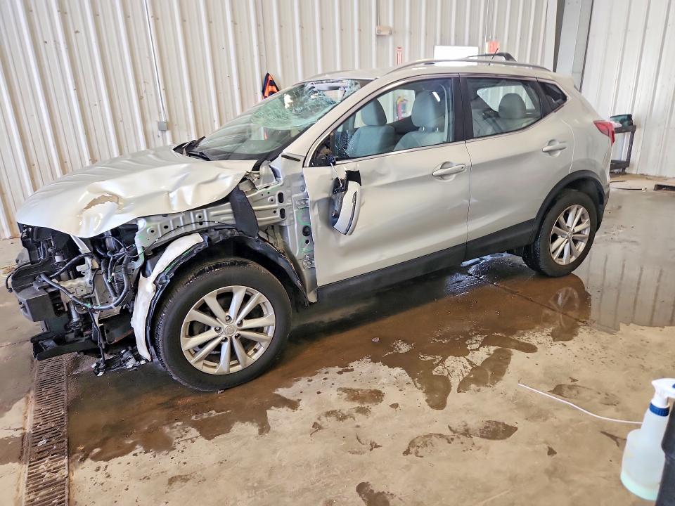 66308906 :رقم المزاد ، JN1BJ1CR6JW285519 vin ، 2018 Nissan Rogue Sport مزاد بيع