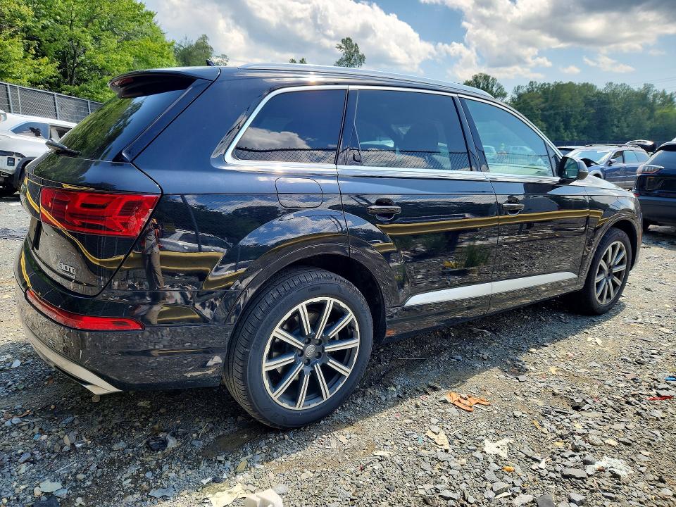 66218566 :رقم المزاد ، WA1LAAF77HD013766 vin ، 2017 Audi Q7 مزاد بيع