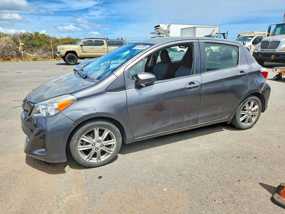65934596 :رقم المزاد ، JTDKTUD36CD535729 vin ، 2012 Toyota Yaris مزاد بيع