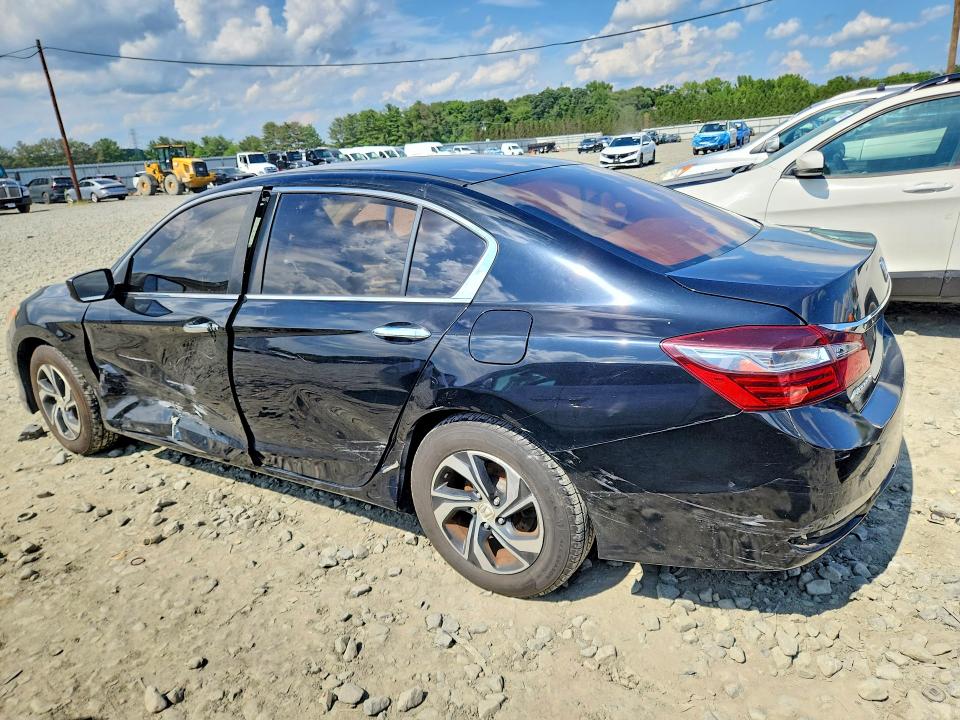 64036176 :رقم المزاد ، 1HGCR2F3XHA096422 vin ، 2017 Honda Accord مزاد بيع