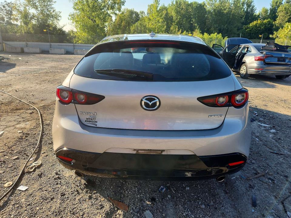 65850206 :رقم المزاد ، JM1BPBML7N1512585 vin ، 2022 Mazda 3 مزاد بيع