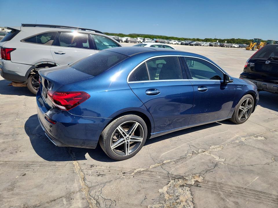 Продажа на аукционе авто 2022 Mercedes-benz A, vin: W1K3G4EB0NJ353212, номер лота: 65028736