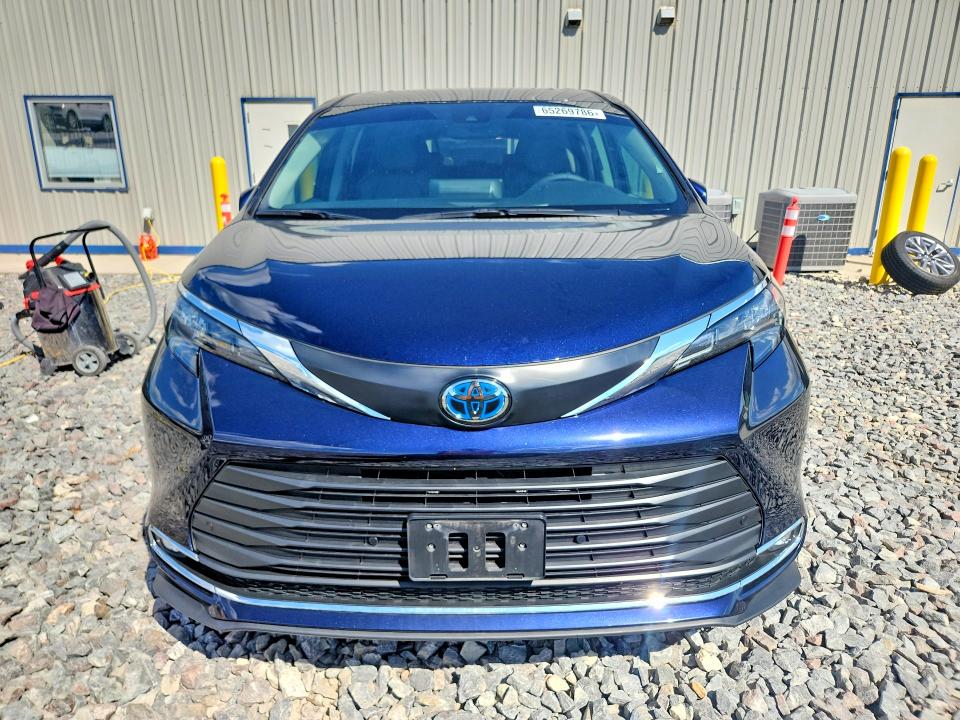 Продажа на аукционе авто 2024 Toyota Sienna, vin: 5TDYSKFC6RS153700, номер лота: 65269786