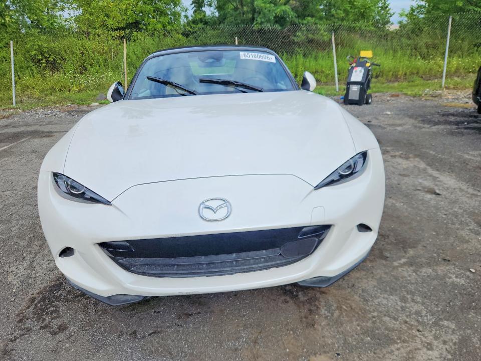 65100606 :رقم المزاد ، JM1NDAD71T0702663 vin ، 2026 Mazda Mx-5 Miata مزاد بيع