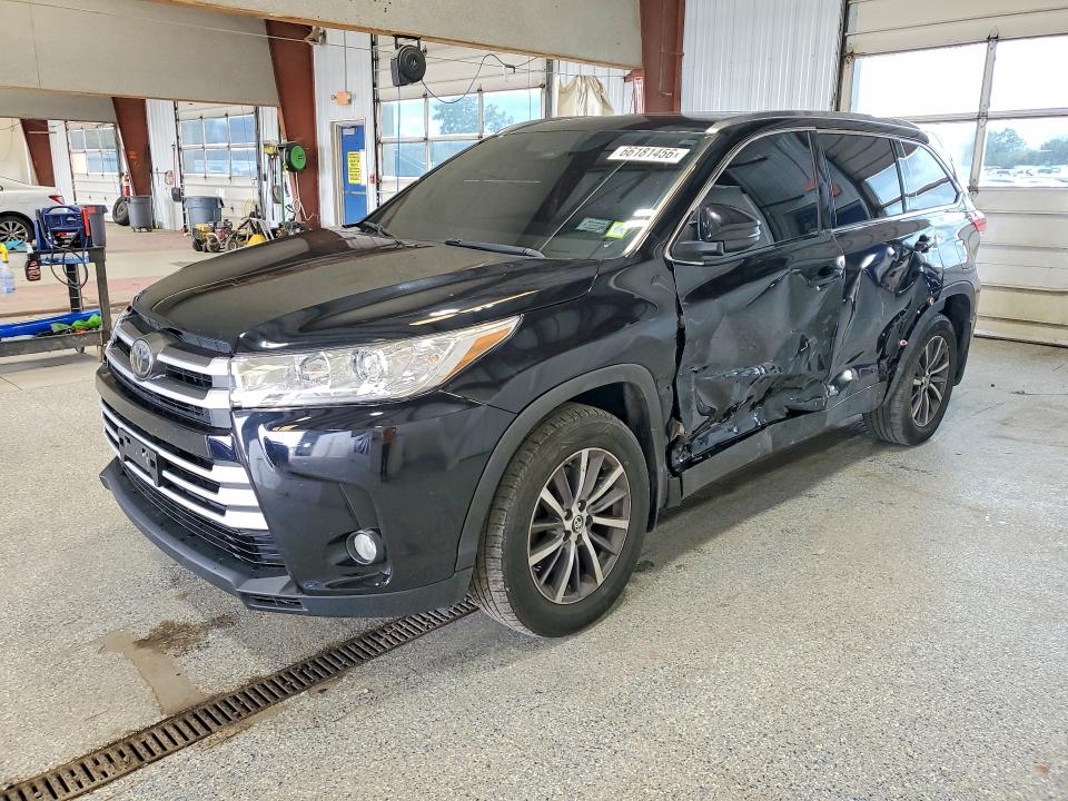 66181456 :رقم المزاد ، 5TDJZRFH9HS483041 vin ، 2017 Toyota Highlander مزاد بيع