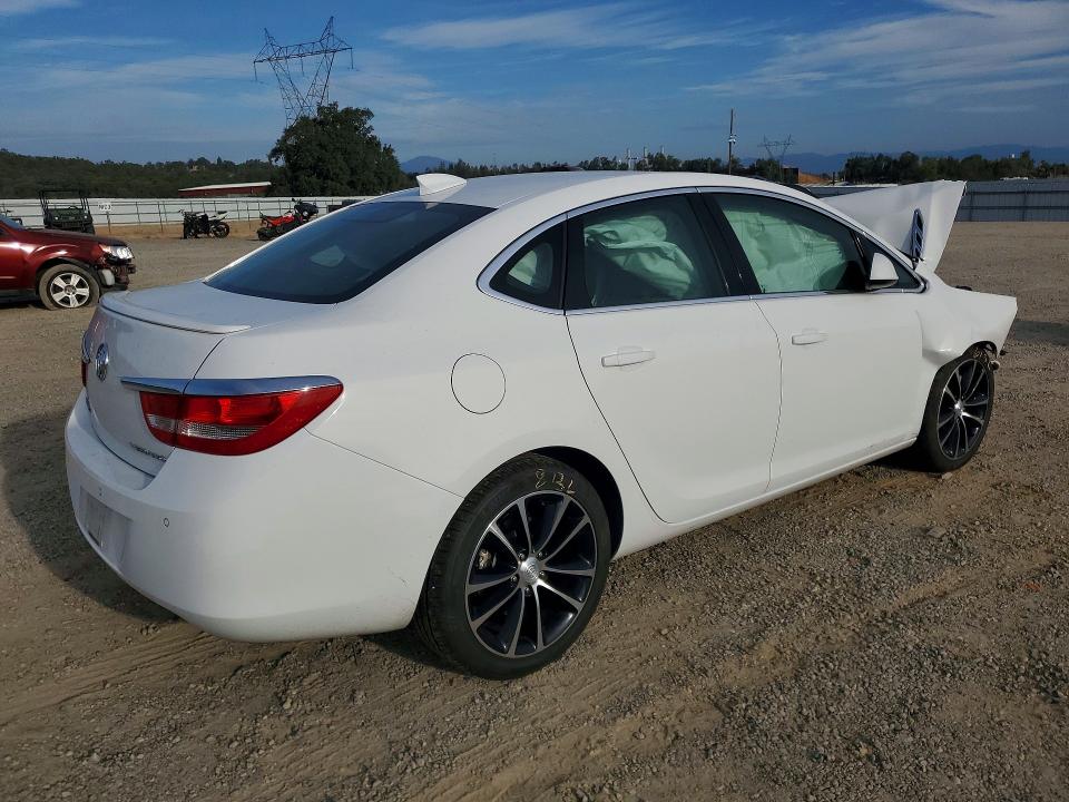 66098196 :رقم المزاد ، 1G4PW5SK8G4137839 vin ، 2016 Buick Verano مزاد بيع