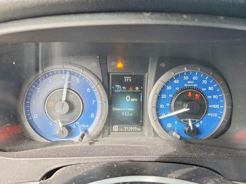 65208606 :رقم المزاد ، 5TDZZ3DC0JS959545 vin ، 2018 Toyota Sienna مزاد بيع