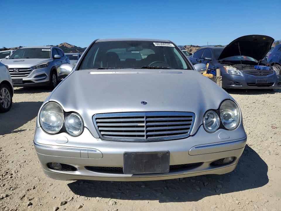 66308526 :رقم المزاد ، WDBRF64J74F535436 vin ، 2004 Mercedes-benz C مزاد بيع