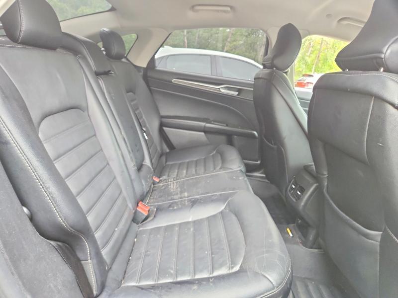 66245736 :رقم المزاد ، 3FA6P0PU1HR327328 vin ، 2017 Ford Fusion مزاد بيع