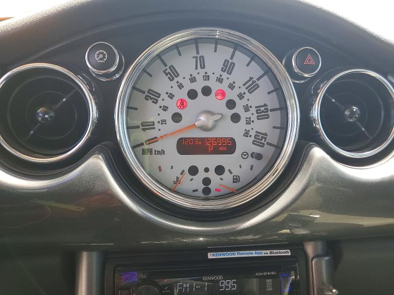 65651196 :رقم المزاد ، WMWRE33565TG97570 vin ، 2005 Mini Cooper مزاد بيع