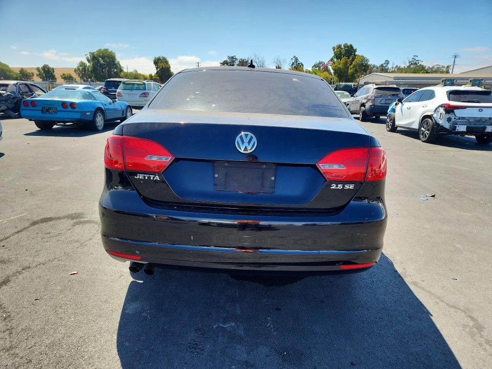 Продажа на аукционе авто 2011 Volkswagen Jetta, vin: 3VWDZ7AJ2BM357913, номер лота: 67185856