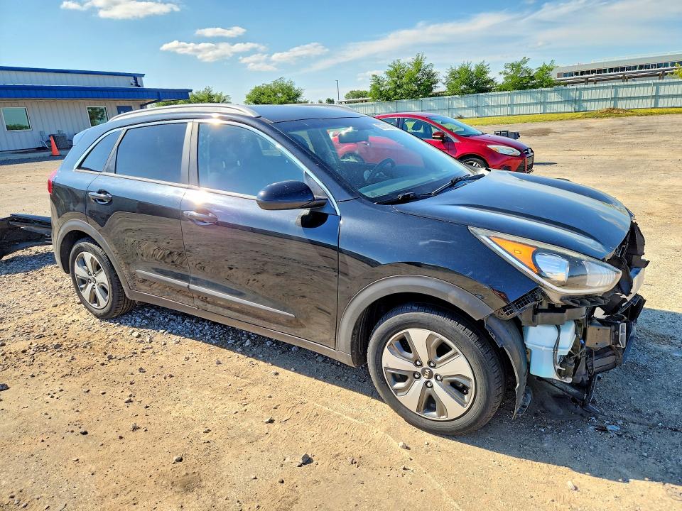 Продаж на аукціоні авто 2017 Kia Niro, vin: KNDCB3LC4H5087530, номер лоту: 63714536