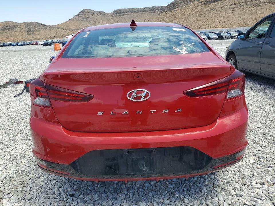 63620236 :رقم المزاد ، 5NPD84LF8LH530645 vin ، 2020 Hyundai Elantra مزاد بيع