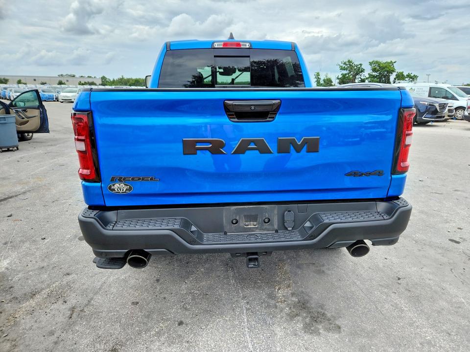 63735686 :رقم المزاد ، 1C6SRFLP9SN620658 vin ، 2025 Ram 1500 مزاد بيع